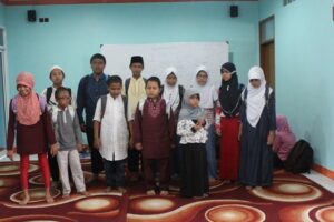 Pembinaan Alquran Braille untuk Anak-anak Tunanetra Muslim di Bandung
