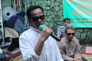 Dede Rustandi aktivis tunanetra yang konsisten